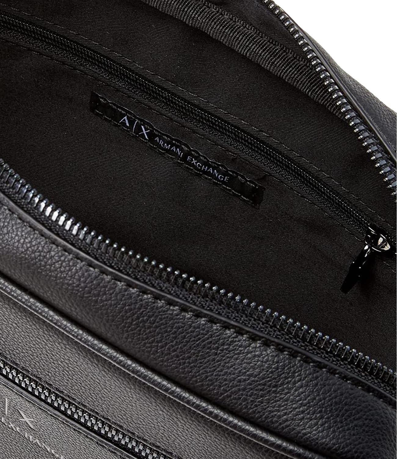 Pochette AX nera logata con zip