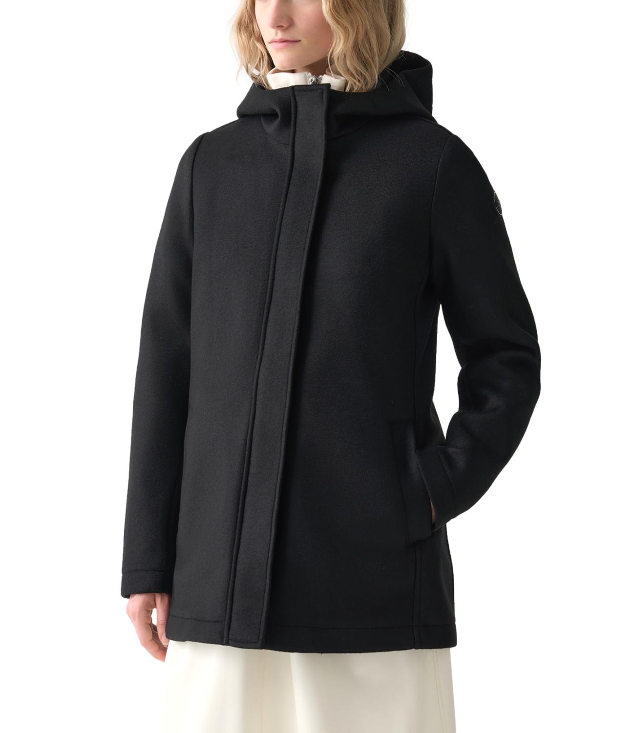 Cappotto nero con cappuccio