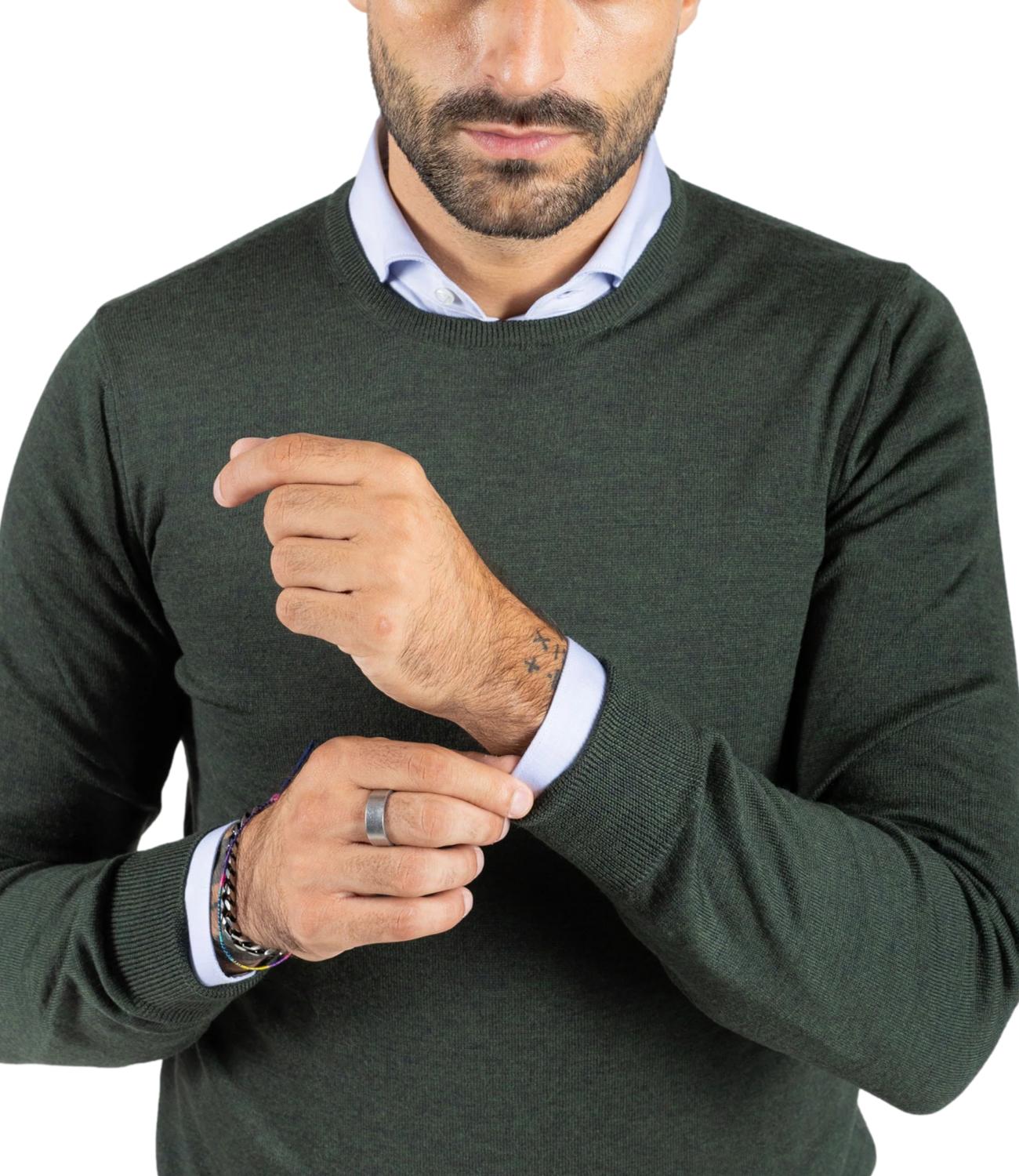 Paricollo verde uomo in lana rasata