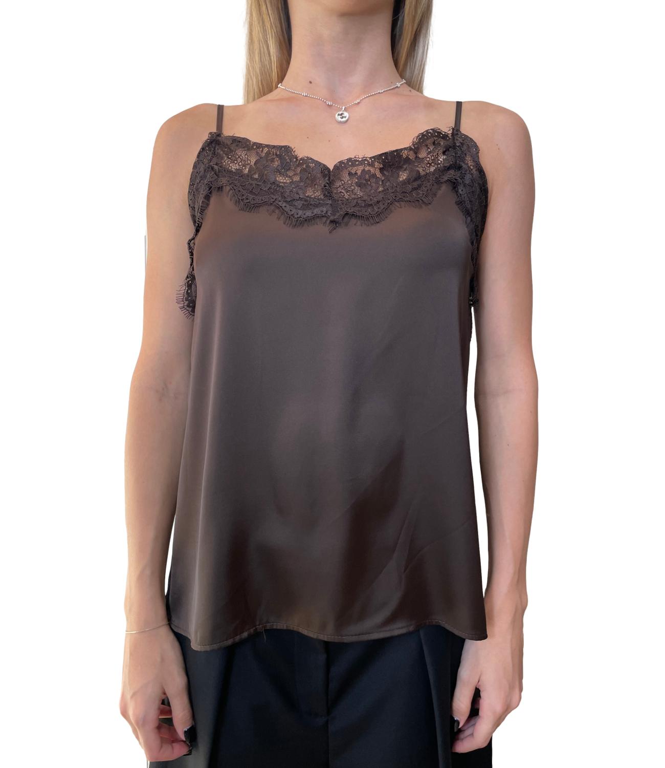 Vicolo Canotta Pizzo Moro Donna