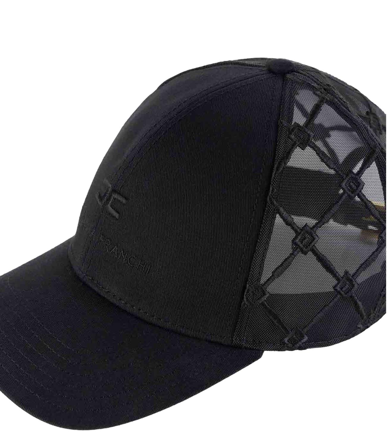 Cappello nero EF con visiera